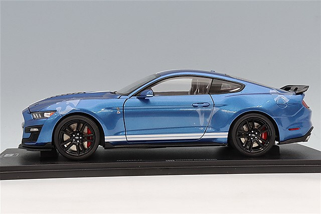 イクソ 1/18 フォード マスタング シェルビー GT500 2022 ブルーメタリック