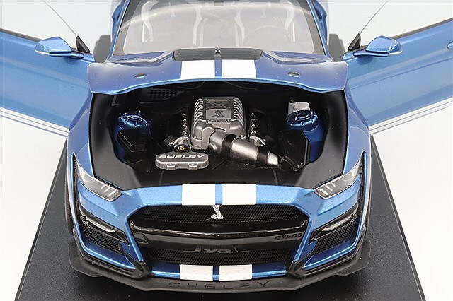 イクソ 1/18 フォード マスタング シェルビー GT500 2022 ブルーメタリック