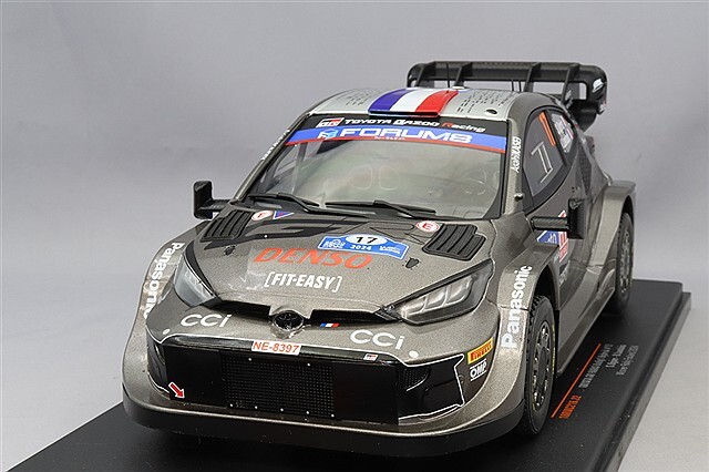 ixo 1/18 GRヤリス 2024 ラリーフィンランド #69 Ixo 1:18 Toyota GR Yaris Rally1 Hybrid #69 Winner Safari