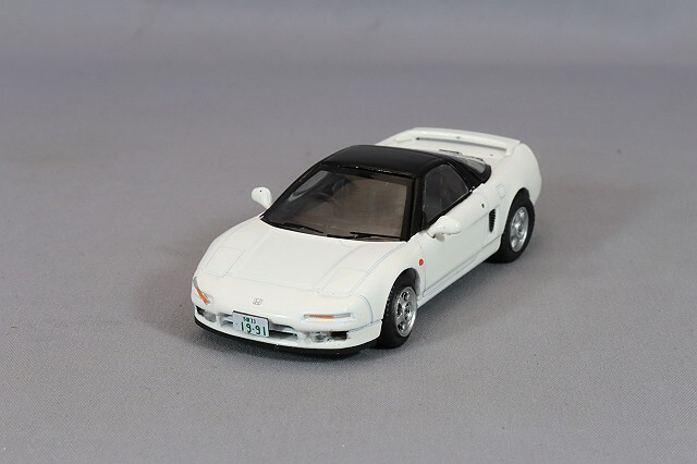 NSX ミニカー クリーム色 1/64 スケール JC64-002-WH 1/64 Honda NSX