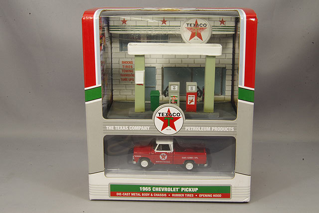 ジョニーライトニング　映画クリスティーン　ジオラマパッケージ　1/64 JOHNNY LIGHTNING Johnny Lightning 1/64 