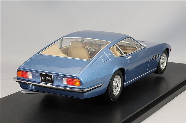 KKスケール 1/18 マセラティ ギブリ クーペ 1969 ブルーメタリック