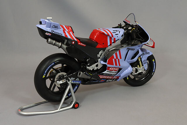 KILO WORKS 1/12 グレシーニレーシング ドゥカティ デスモセディチ