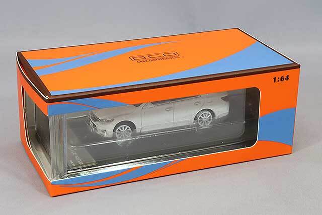 GCD 1/64 トヨタ マーク X 右ハンドル ホワイト/ホワイトボンネット