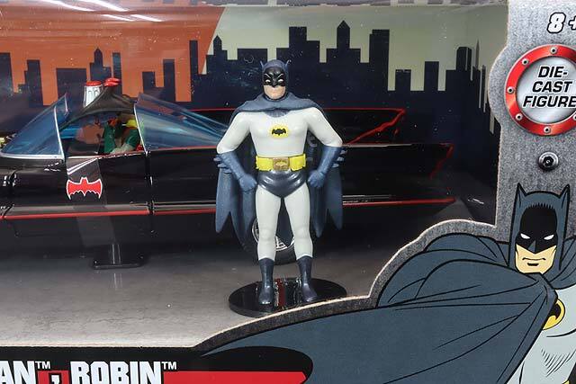 JADA 1/24 バットモービル 