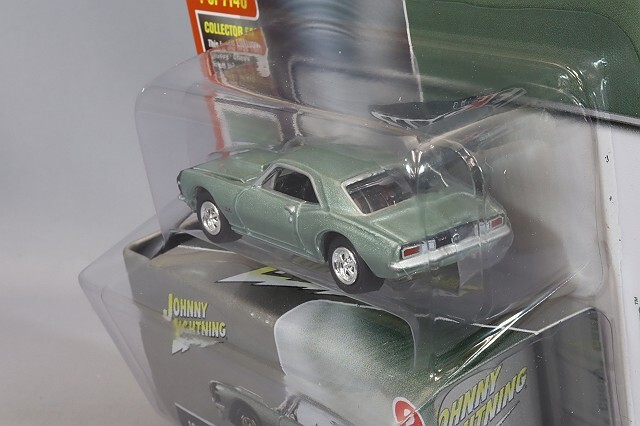 ジョニーライトニング 1/64 1967 NICKEY シボレー カマロ シルバー