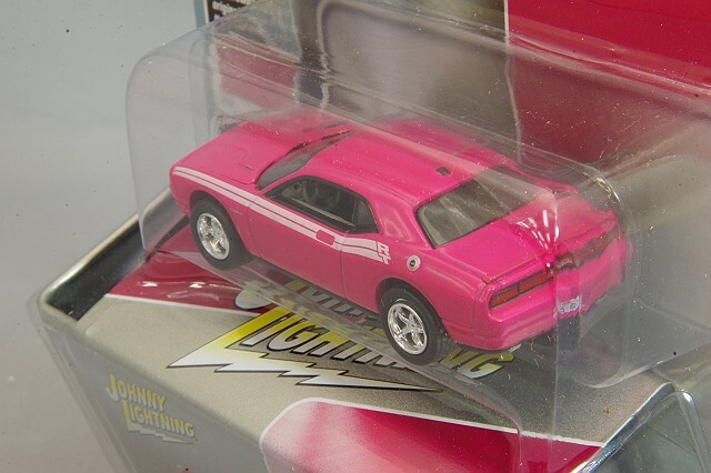 ジョニーライトニング 1/64 2010 ダッジ チャレンジャー Furious