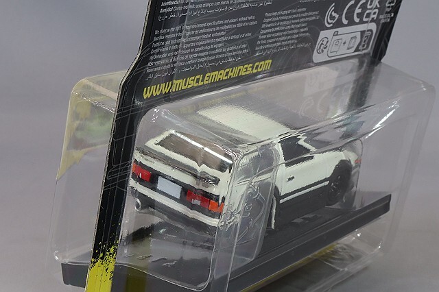 高評価アイテム マッスルマシーン 1/64 1983 トヨタ スプリンター トレノ (AE86 社交ダンス
