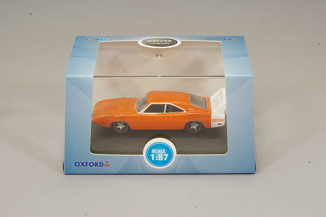 OXFORD 1/87 ダッジチャージャー デイトナ 1969 オレンジ