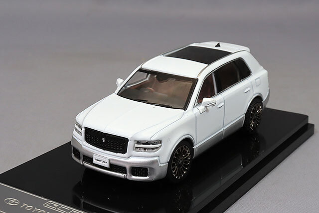 GCD 1/64 Scale Toyota Century G70 SUV Black/Silver Diecast