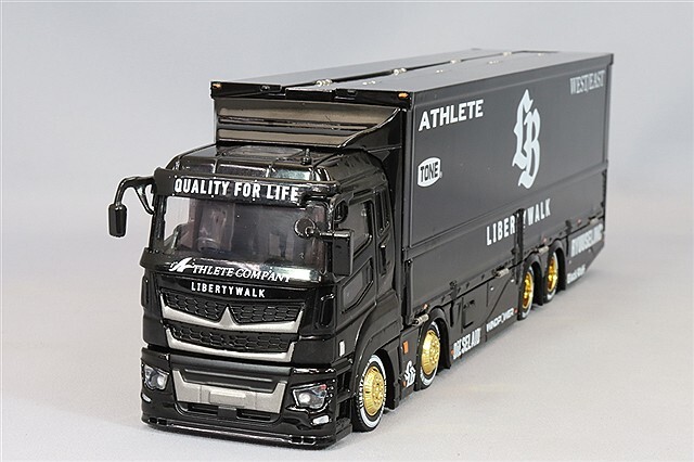 △超希少！#289！限定品！GCD 1/64 Mitsubishi Fuso Fighter trucks - Main Image