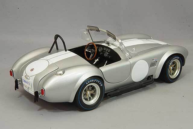 京商 1/18 シェルビー コブラ 427 S/C シルバー