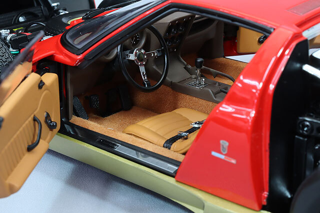 ランボルギーニ　ミウラP400 SVレッド 1/18 ks08621rbl_1.jpg