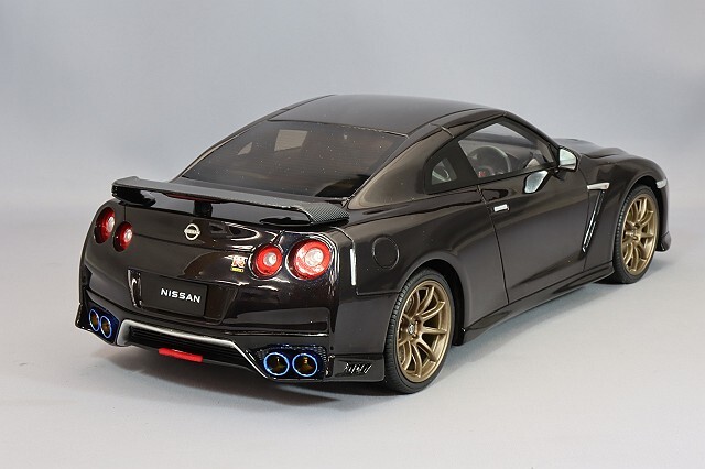 京商 samurai 1/18 日産 GT-R プレミアムエディション T-Spec ミッドナイトパープル