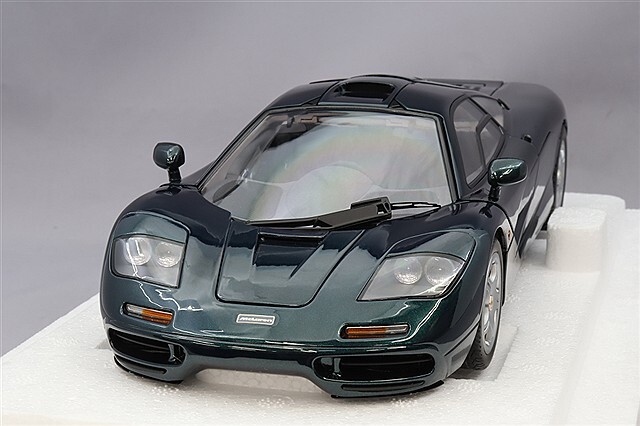 LCDモデル 1/18 マクラーレン F1 XP5 グリーン