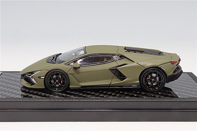 LCDモデル 1/64 ランボルギーニ レヴエルト マットグリーン