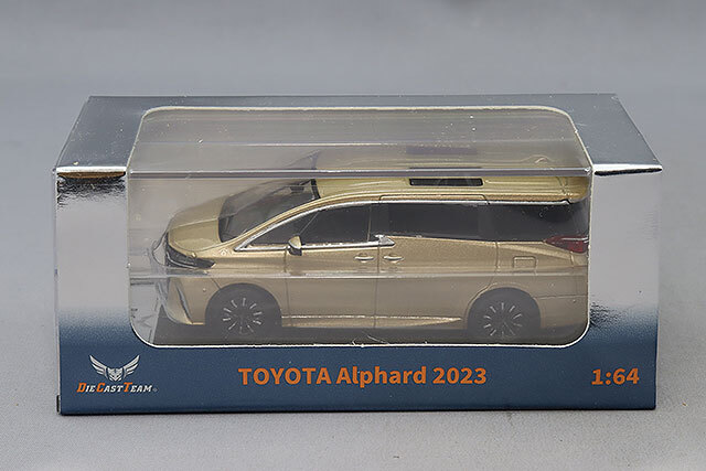 ダイキャストチーム 1/64 トヨタ アルファード 2024 ゴールド 右ハンドル