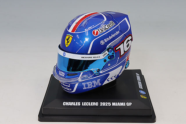 ルックスマート 1/5 ヘルメット スクーデリア フェラーリ HP C