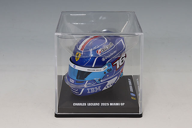 ルックスマート 1/5 ヘルメット スクーデリア フェラーリ HP C