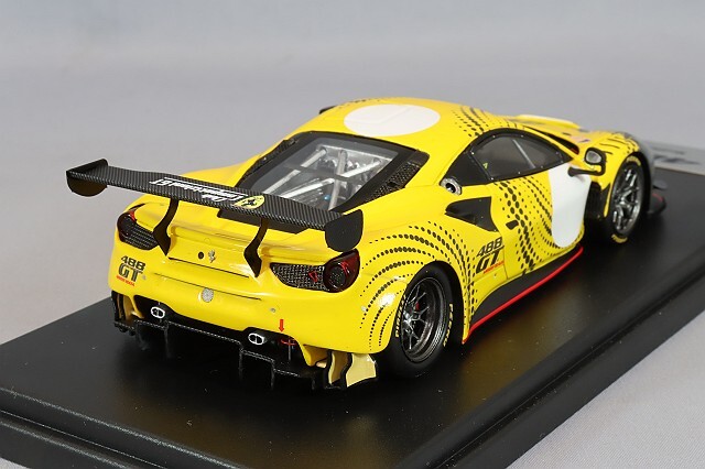 ルックスマート 1/18 フェラーリ 488 GTE FERRARI モデルカー ルックスマート 1/43 フェラーリ 488 GT3 EVO レッドブル アルファ