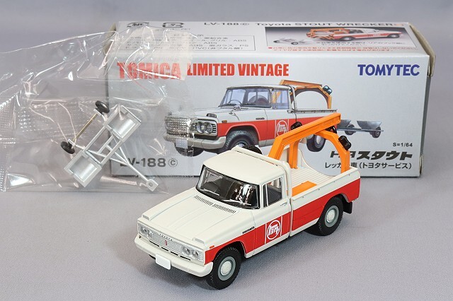トミカリミテッド ヴィンテージ 1/64 トヨタ スタウト レッカー車
