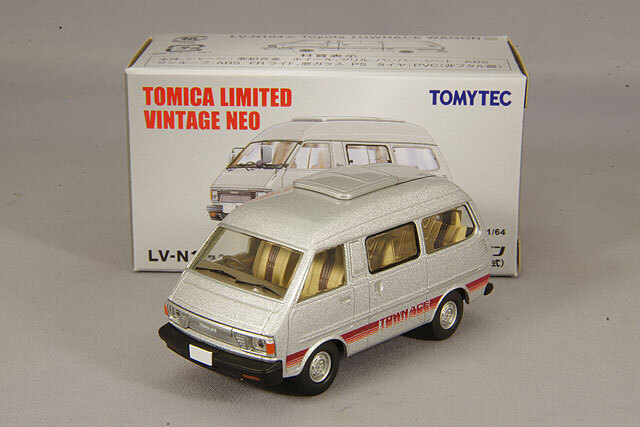 トミカリミテッドヴィンテージネオ　デルタワイドワゴン・タウンエースワゴン　2台 トミカ リミテッド ヴィンテージ ネオ LV‐N99a．b トヨタ