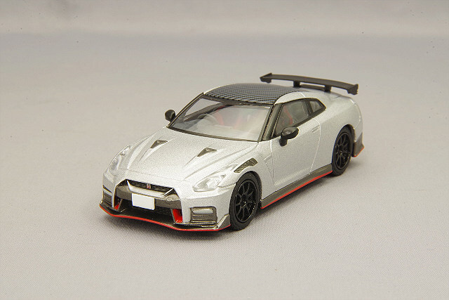 トミカリミテッドヴィンテージ NEO 1/64 日産 GT-R ニスモ 2020 銀