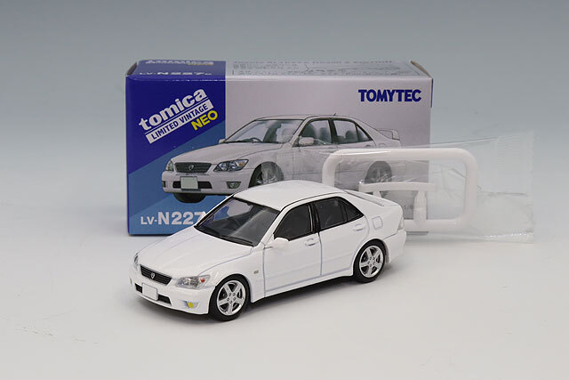 トミカリミテッドヴィンテージ NEO 1/64 トヨタ アルテッツァ