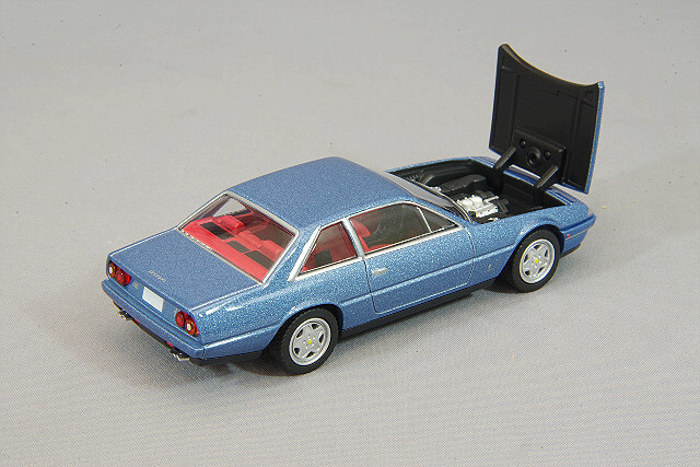 トミカリミテッドヴィンテージ NEO 1/64 フェラーリ 412 青