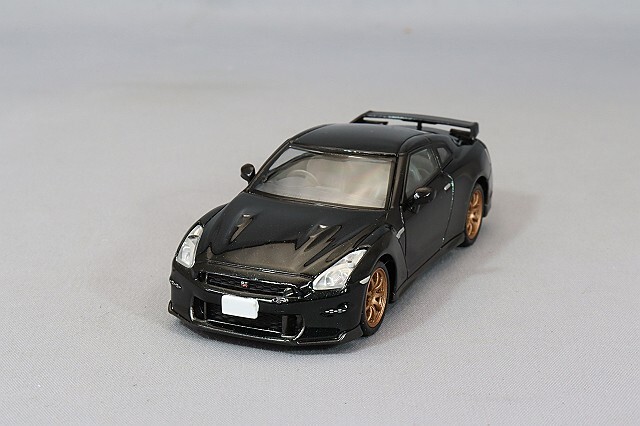 トミカリミテッドヴィンテージ NEO 1/64 日産 GT-R プレミアム