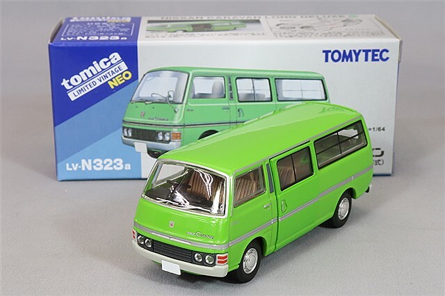 トミカリミテッドヴィンテージネオ　ニッサン　キャラバン・ホーミー　2台セット トミカリミテッドヴィンテージネオ ニッサン キャラバン