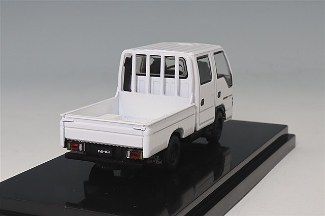 MODEL1 (モデルワン) 1/64 いすゞ エルフ (NHR) ダブルキャブ小型