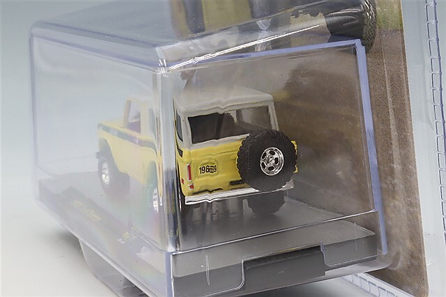 M2マシーン 1/64 1969 フォード ブロンコ Boss Bronco エディション