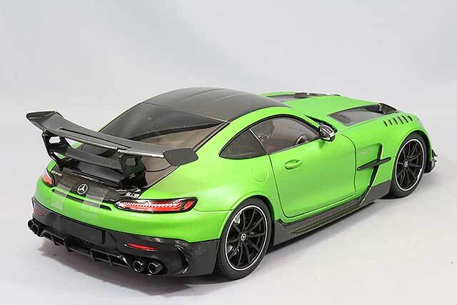 ミニチャンプス 1/18 メルセデス-AMG GT ブラックシリーズ 2021 マット