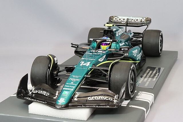 ミニチャンプス 1/18 アストンマーチン アラムコ コグニザント