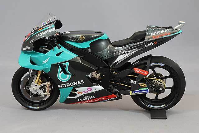 ミニチャンプス1/12 ヤマハ YZR-M1 ヤマハ チーム ペトロナス 2020