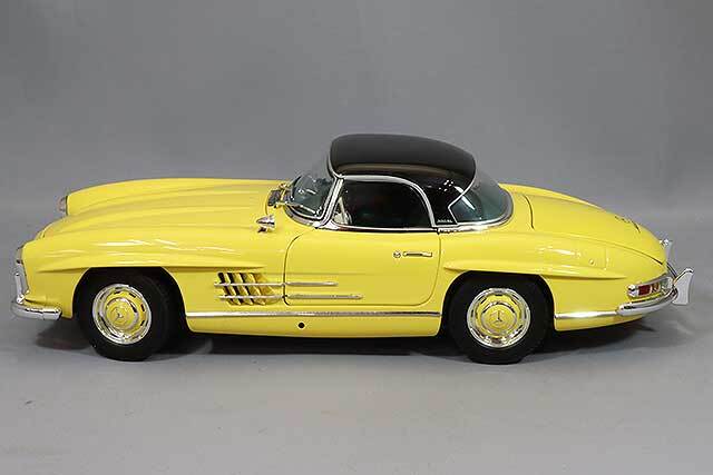 ミニチャンプス 1/18 メルセデスベンツ 300 SL ロードスター (W198