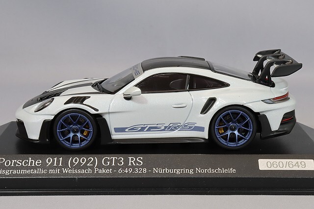 ミニチャンプス 1/43 ポルシェ 911 (992) GT3 RS 2022 