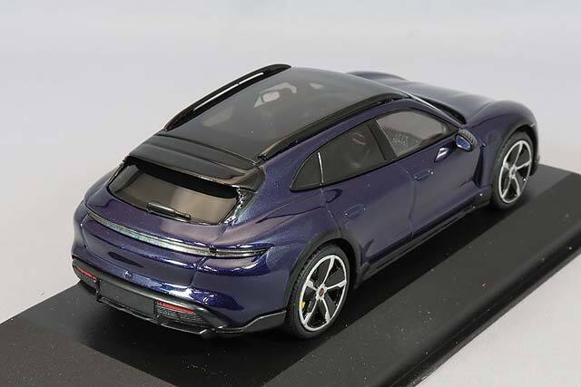 ミニチャンプス 1/43 ポルシェ タイカン クロスツーリスモ