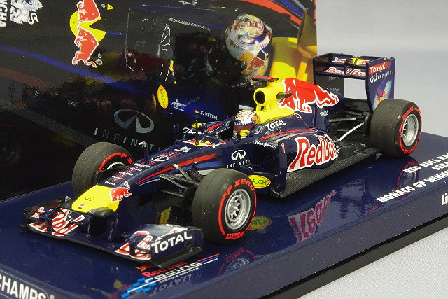 レッドブルレーシングチーム特注 ミニチャンプス 1/43