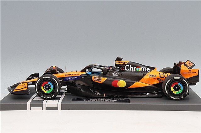 ミニチャンプス 1/18 マクラーレン F1チーム MCL39 2025 F1 中国GP