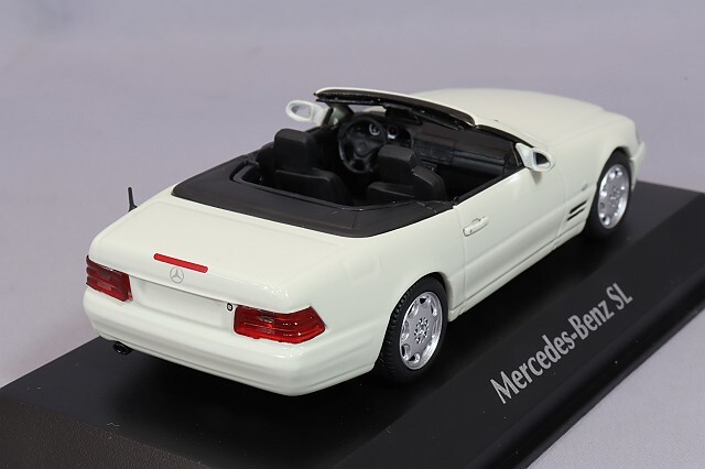 マキシチャンプス 1/43 メルセデスベンツ SLクラス (R129) 1999 ホワイト