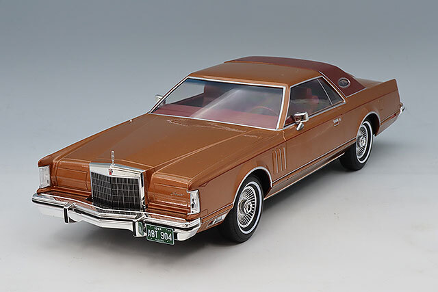 モデルカーグループ 1/18 リンカーン コンチネンタル Mark V 1978 カッパー