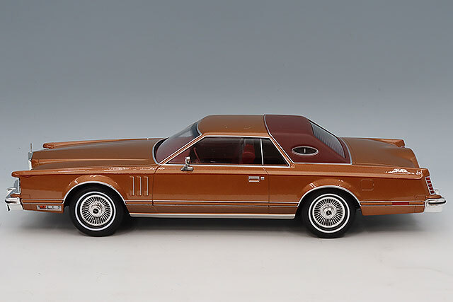 モデルカーグループ 1/18 リンカーン コンチネンタル Mark V 1978 カッパー