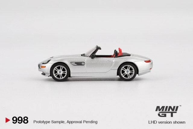 TSM ミニGT 1/64 BMW Z8 シルバー 左ハンドル