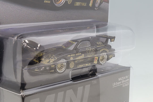 TSM ミニGT 1/64 マツダ RX-7 LB-スーパーシルエット FD-NILES 右