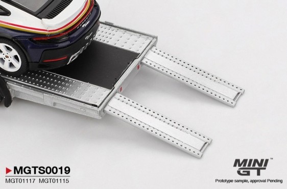 TSM ミニGT 1/64 ポルシェ 911 ダカール #718 & フォルクスワーゲン ID