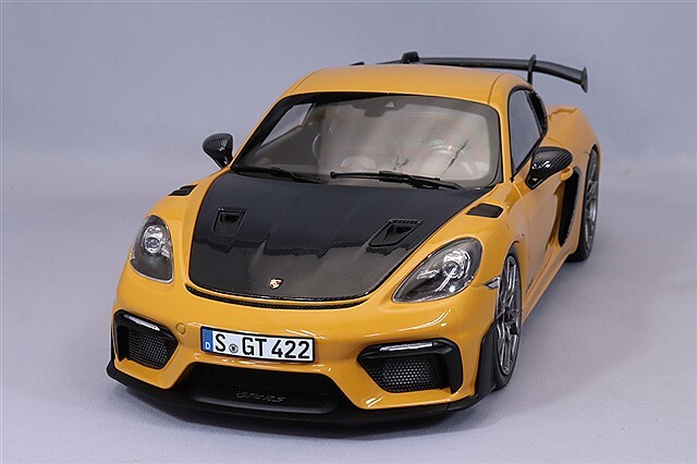 ノレブ 1/18 ポルシェ ケイマン GT4 RS ヴァイザッハ 2023 バハマイエロー