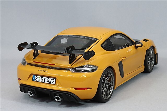 ノレブ 1/18 ポルシェ ケイマン GT4 RS ヴァイザッハ 2023 バハマイエロー