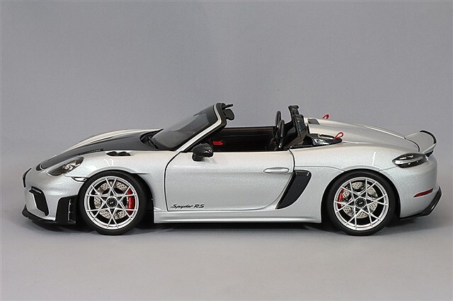 ノレブ 1/18 ポルシェ 718 スパイダー RS ヴァイザッハ 2023 GT